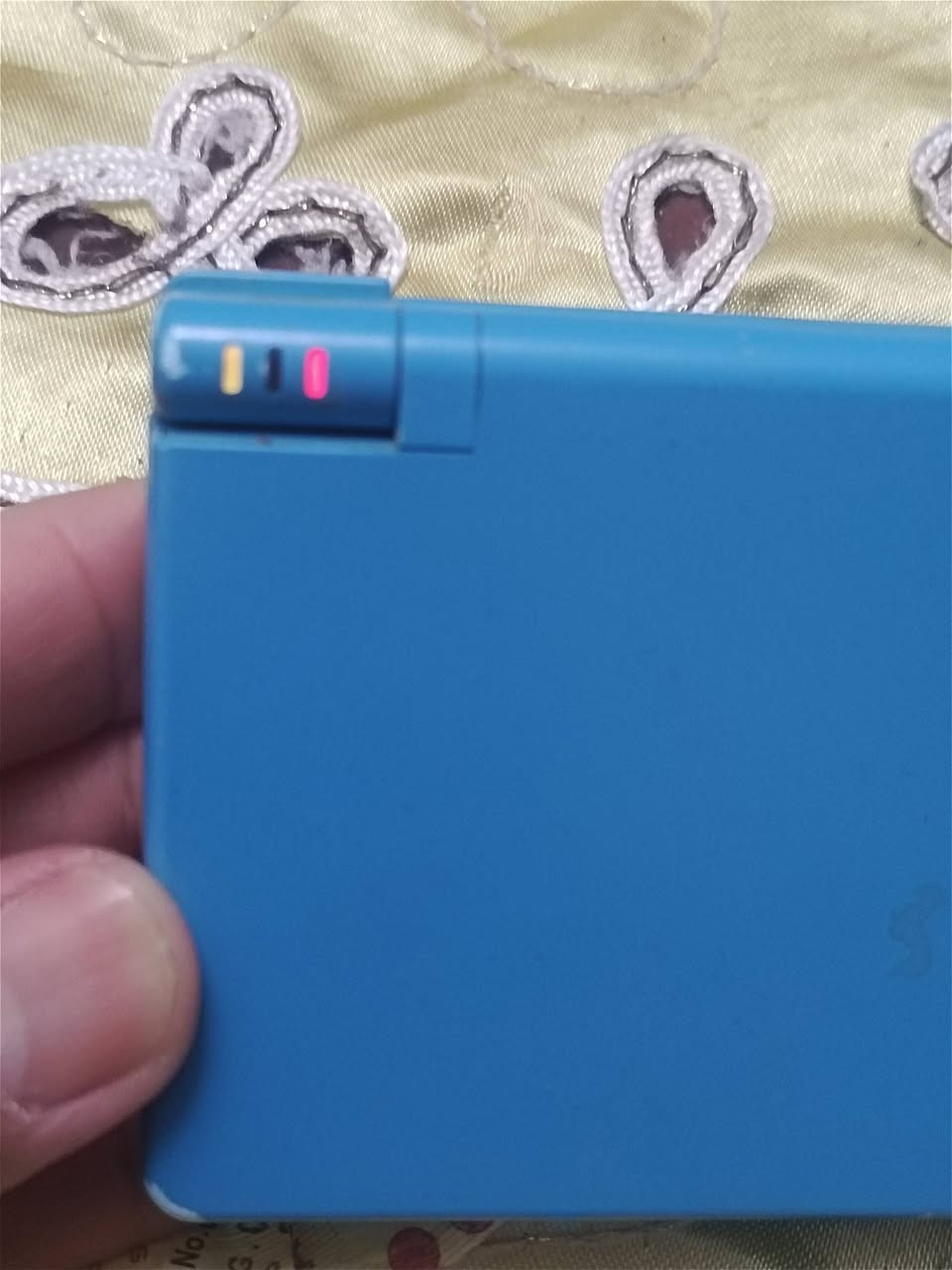 تعديل تم البيع 
Dsi Nintendo for sale.

للبيع.


**إذا كنت صاحب هذا الإعلان وتريد حذفه لأي سبب، رجاءا أرسل رسالة إلى الدعم الفني**