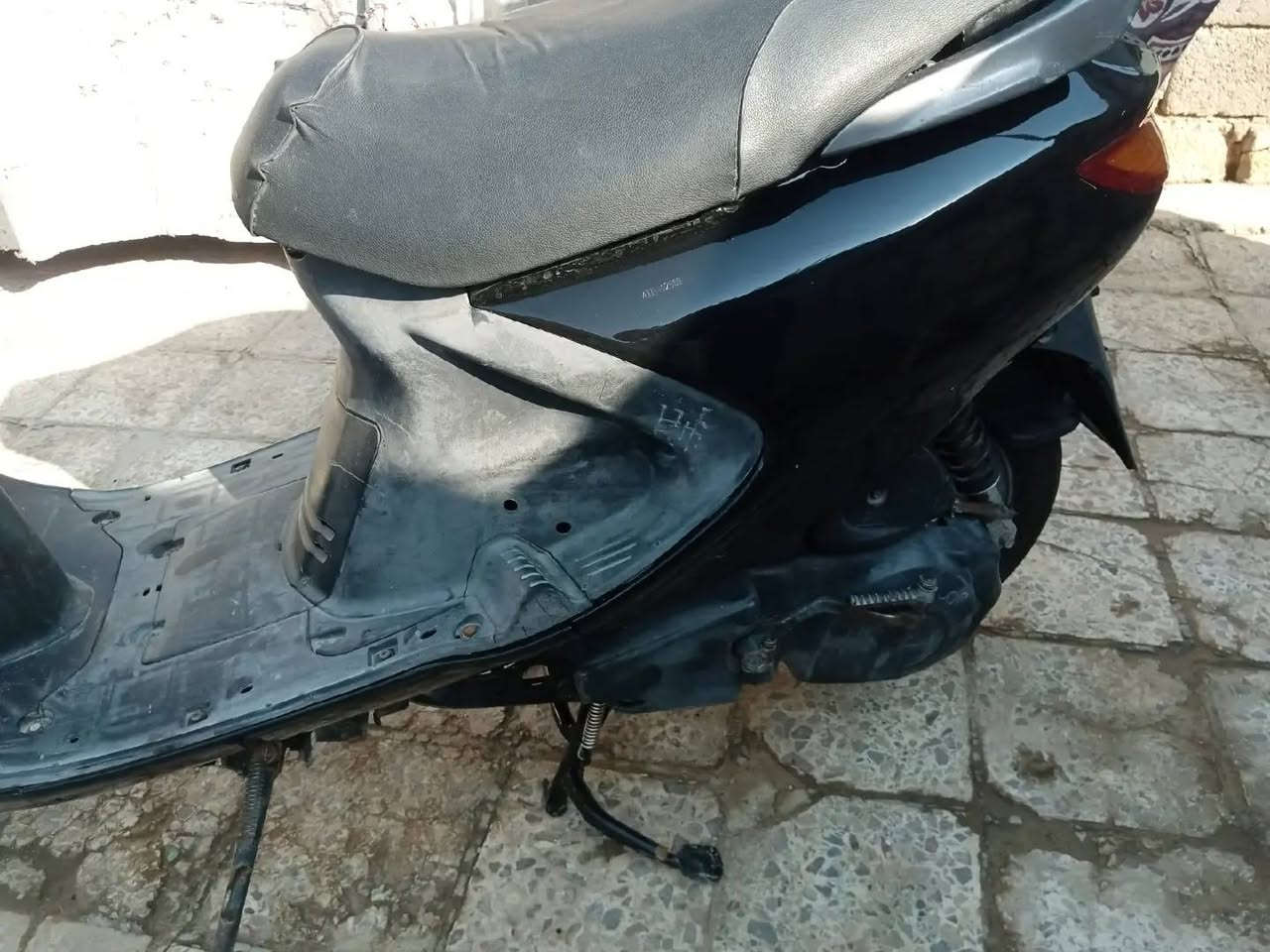 سلام عليكم
فراشه فحل لبيع 
مكفول كفالة محرك مامفتوح 
كهربائيات شغاله لايت وبك لايت 
اشاير خلفي امامي 
حساسات ابريك 
دبلات امامي خلفي شغال 
شعله ومعدل 
مكاني ديوانية 
سعره 550وبيه مجال 
***********
