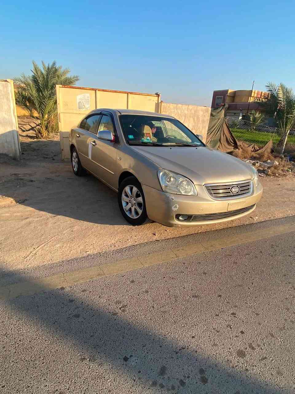 السلام عليكم 
سيارة اوبتما ٢٠٠٨ خليجي محرك ٢٠٠٠ لون ذهبي
رقم بغداد انكليزي بسمي تحويل ثاني يوم
سياره مكفوله من الضربه فقط بنيد جارد ومرشوش ودواير جاملغ خلفي علما البنيد الأصلي فقط جارد ومرشوش مكفوله من الضربه تجي وتشوف بعينك السياره احلى من الصور 
داخل مرتب نصبته حلوه سعره ١٠٠ وبيه مجال للطبين وتجي وتشوف بعينك وذا ماتعجبك السياره انشاءالله تلكه الأحسن مكاني حله بابل رقمي ***********
