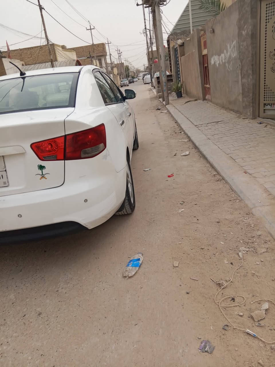 سياره سيرتو موديل 11ورد خليجي رقم اربيل تبريد تفهه شغله تخوم تايرات جديد تحكيم مري سياره حلوه فقط بيه البنيد بيه بي شويه محلول ومعدل ورجيعنه فقط رشا صبغ بلباب قليل الباقي مكفول السياره  السعر 100وبيه مجال قليل مكانه نجف الرقم الهاتف ***********
