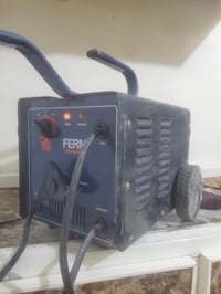 للبيع ماكينة لحام FERM WEM1035 🔹 ماكينة لحام كهربائية بحالة جيدة، مناس...