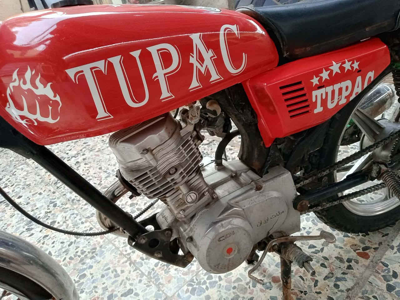 دراجه شلامجه حربيه مكينه ارشه بيه شلعه طيران دراجه تعمير جديد السعر ٤٢٥ وبيه مجال قليل مكاني بغداد منطقه رشاد قرب فلكه حي نصر ***********152 هاذ رقمي مو شراي لا تعبني خيك
