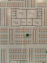 ملك صرف • 200م • شارع 40 تجاري