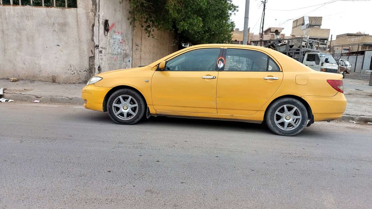 للبيع موديل ١١ بسمي تحويل ثاني مصفرة هية وغرامات السعر ٤٠ ورقه حزام صبغ تخم تاير جديد كهربائيات كلها شغالة تليفون ***********

