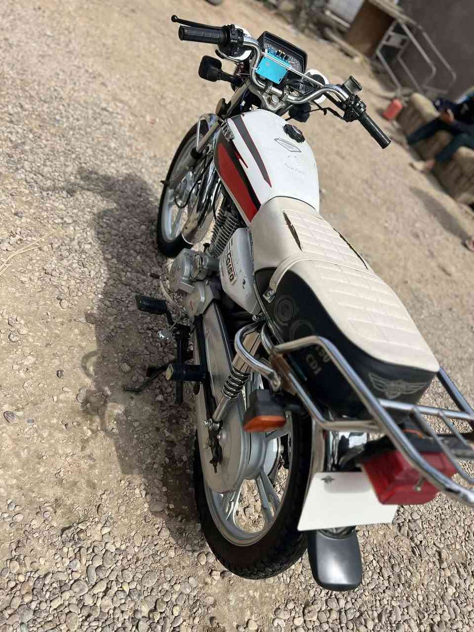 سلام عليكم سفانه للبيع موديل 21اوراق كامله مابيه نقص برغي كله شغاله محرك مامفتوح مكاني بابل محاويل السعر 550وبيه مجال حك الجيه الدراجه جانت مخزونه يعني بل جيس ماتعجبك أعبر المنشور وهذ رقمي ***********
