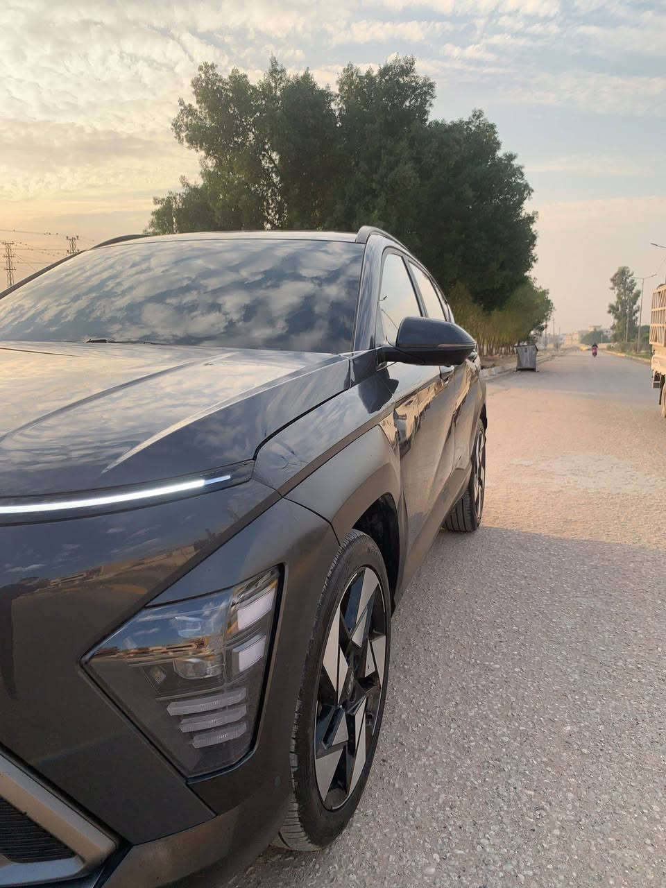 للبيع |هونداي كونه
وارد كوري 
السعــر : 160
تفاصيل السياره :
الموديل : 2024
العداد :16الف كيلو 
المحرك :4 سلندر
القير : ٨ سرعات 
اللون الخارجي : فيلي
اللون الداخلي : ابيض 
الحاله : نضيفه جدأ
موصفات الراحه :
تشغيل ودخول بدون مفتاح  
تشغيل عن بعد 
تقديم وترجيع من البصمه 
تدفئه كشنات خلفيه 
تنزيل وتصعيد الجامه بصمه 
مقاعد جلد 
مقاعد اماميه مسخنه ومبرده 
ستيرن مسخن 
ذاكره مقعد 
الترفيه والتقنيه :
Apple CarPlay 
BIuetooth
نضام صوتي فاخر 
شحن واير لس 
راديو اقمار الصناعيه 
منافض شحن يوسبي 
النضمة الامان : 
فرامل طوارئ اوتماتيكيه 
خمس كامرات دواره 
كامره داش كام 
مراقبة النقطه العمياء 
كامره خلفيه 
تحذير مغادرة المسار 
سياقه ذاتيه 
تنبيه المرور الاماميه 
قراءت اشارات المرور 
مراقبة السائق 
مساعد الركن 
نضام الثبات الكتروني
مصابيح LED
اضاءه اوتماتيك
رادارات مري 
شاشه متصله 
كير تعليك  
وضعيات سياقه 
مقاعد الماميه كهربائيه 
الستفسار : مكلف بلنشر الاتصال على الرقم 
*********** 
مكاني بابل
