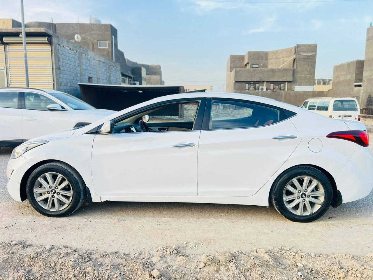 سلام عليكم النتره موديل ١٥ خليجية كير مكينه حداديه تخم تاير تبريد ثلج السعر ١١٥ بابل محاويل مفرك السده رقم بغداد انكليزي تحويل ثاني صبغ باب جاملغ خلفي ونص هلال دوسه ***********
