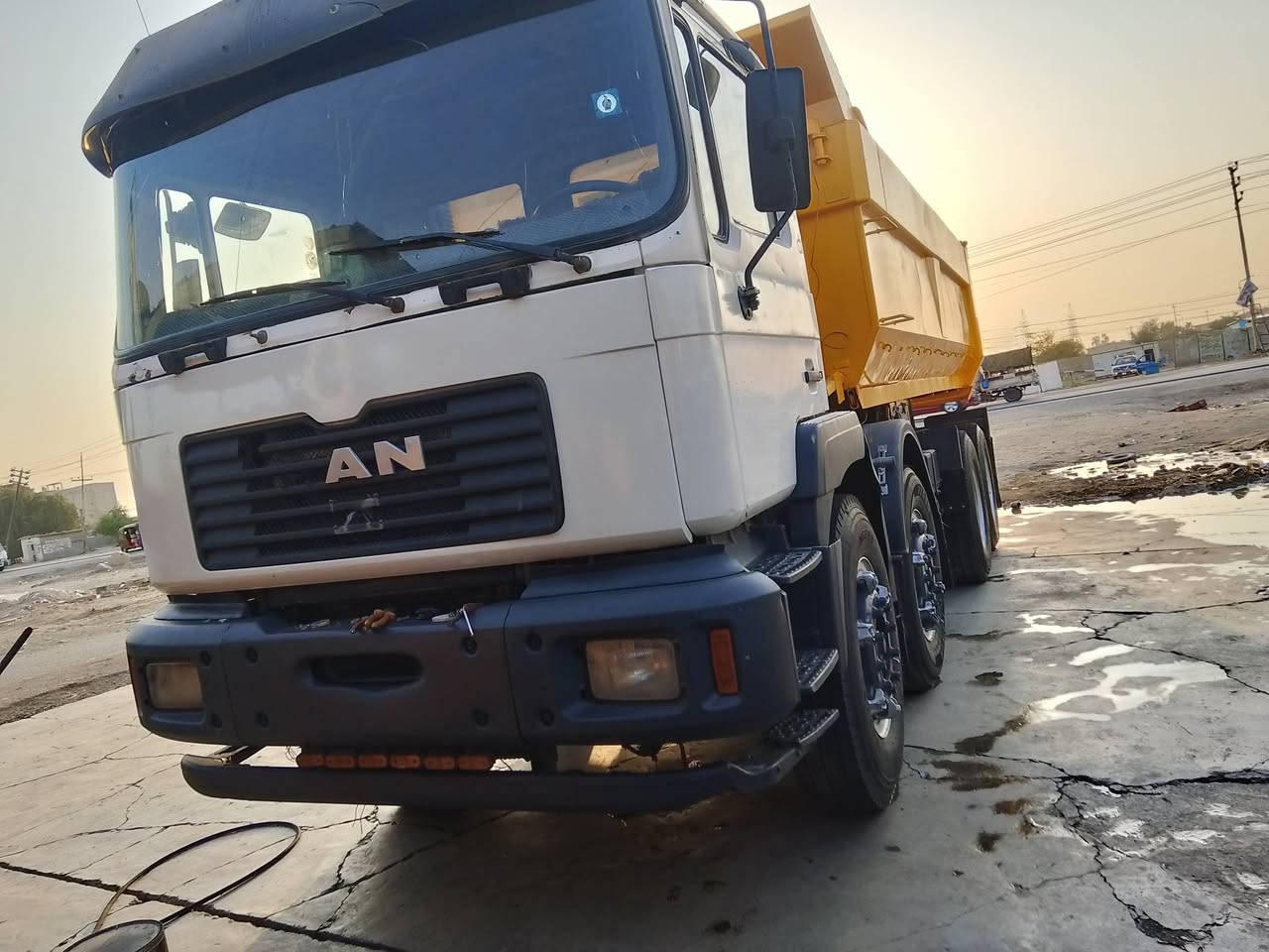 مان صقر موديل 92 محرك ٢٠٠٠عادي مجدده ٢٨بسمي تحويل وسياره ثانيه موديل ٢٠٠٢مسجله ٢٠٠٤مربوطه نساف وفلات مجموعه جي اف جوبلس مكينه ٤٦٤الاتصال على رقم بي ت ساب ***********
