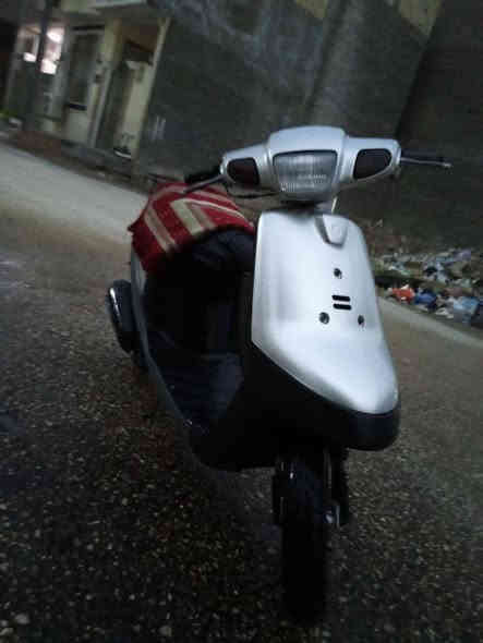 دراجة بطه تجفيت جديد ع سحك بعدهة صوت كير مابيهة كفرات تجاريات سلف شغال السعر350 وبيهة مجال
***********
