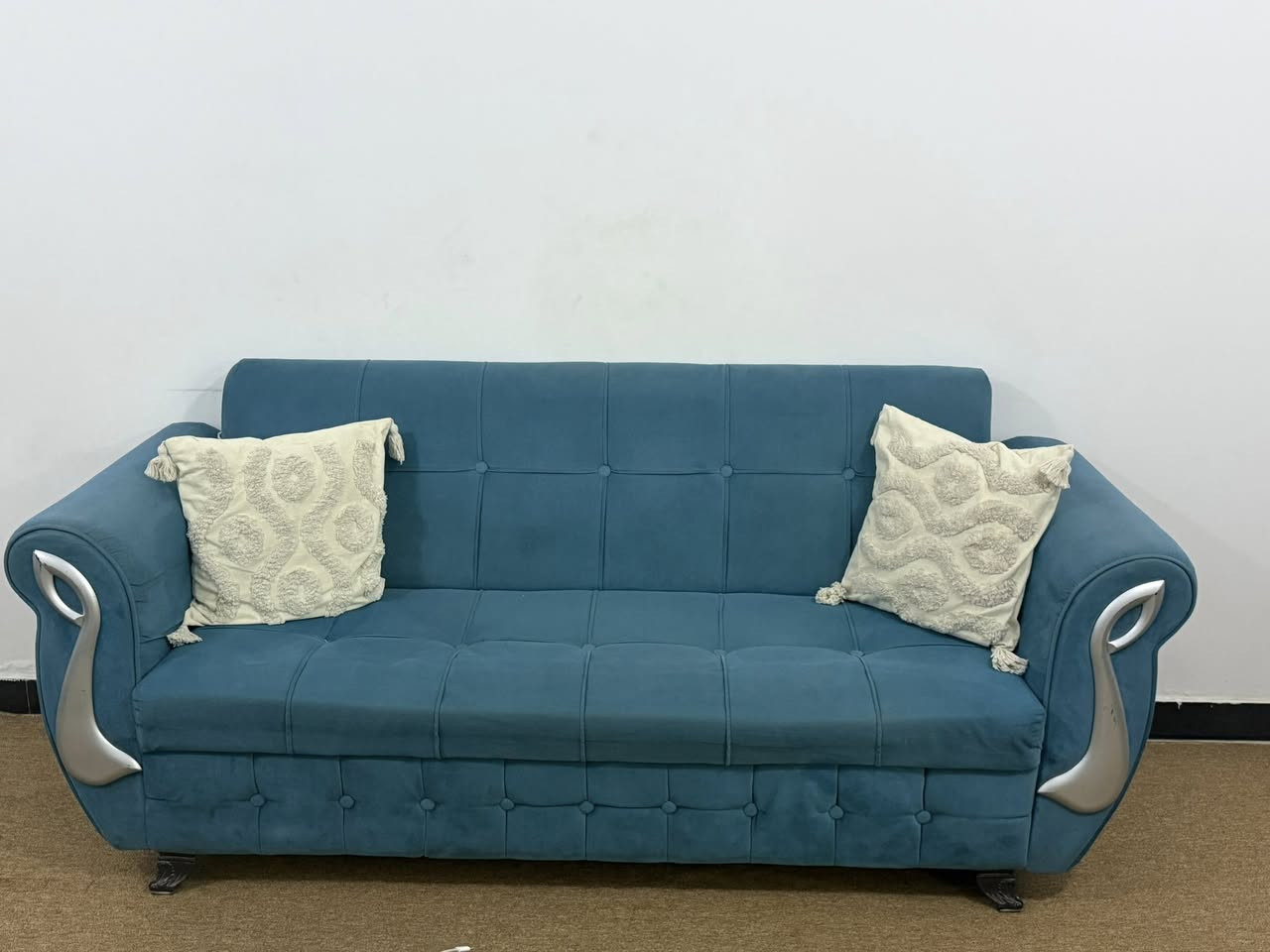 تخم للبيع بسعر 250 وبي مجال


**إذا كنت صاحب هذا الإعلان وتريد حذفه لأي سبب، رجاءا أرسل رسالة إلى الدعم الفني**