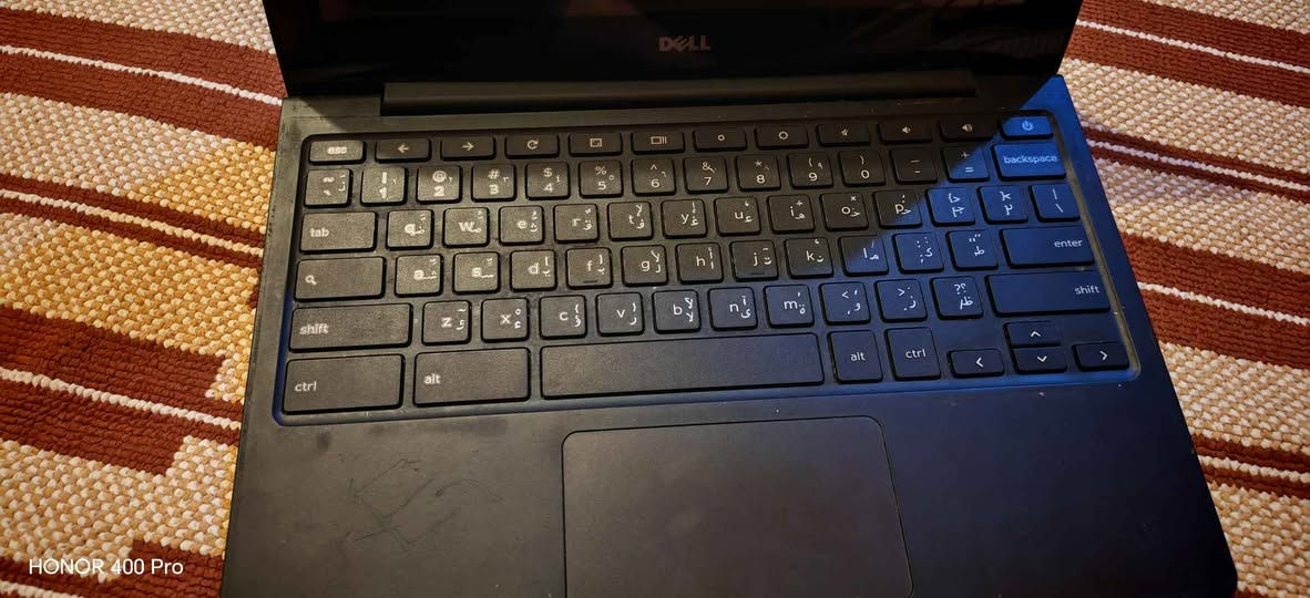 لاب توب كروم نوعيه باله نظيف شغال ما مصلح العنوان العمارة حي العامل الرقم*********** عمارة, ميسان
