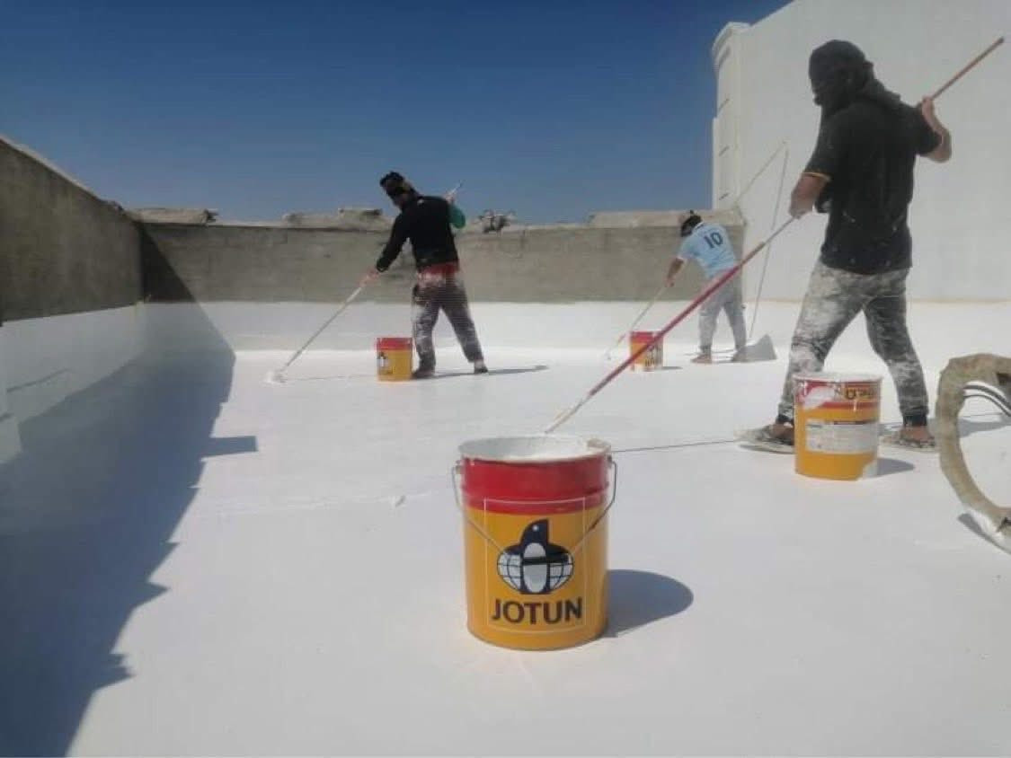 روف كارد جوتن Roof Guard افضل عازل ومنتج عالمي. مع الضمان الحقيقي 💯💯
يحمي من تسرّب المياه،الامطار و الرطوبة ذو أساس مائي متين و مرن جداً.
  يعمل على اسطح البنايات  سواء كان صب ام شتايگر وتعمل على  الارضيات قبل السيراميك. في الحمامات والمسابح والنافورات...
مصنــّع خصيصاً لملاقاة الظروف الجوية الخاصة بمنطقة الخليج و الشرق الأوسط.
خصائص المنتج المختلفة :-
🔹متانة متميزة وفائقة لحماية الاسطح.
🔹مقاومة للماء والامطار.
🔹مرنة اذ أنها تتمدد وتتقلص مع تغير درجات الحرارة .
🔹تتمتع بدرجة عالية من الالتصاق بالمادة الخاضعة لفعلها.
🔹مقاومة للأشعه فوق البنفسجية ومصنعة بشكل يلائم حماية مادة البوليوراثان من التلف جراء الأشعة.
🔹ماده اكرليك تعزل المياة ١٠٠٪‏  وتعكس اشعه الشمس.

زورونا في جوتن الرمادي 🇮🇶
العنوان: شارع عمر- مقابل كباب عمر يوسف 

رقم الهاتف: ***********
اهلا بكم مع عائلة جوتن
#لاشهرالمعالم_واجمل_البيوت
