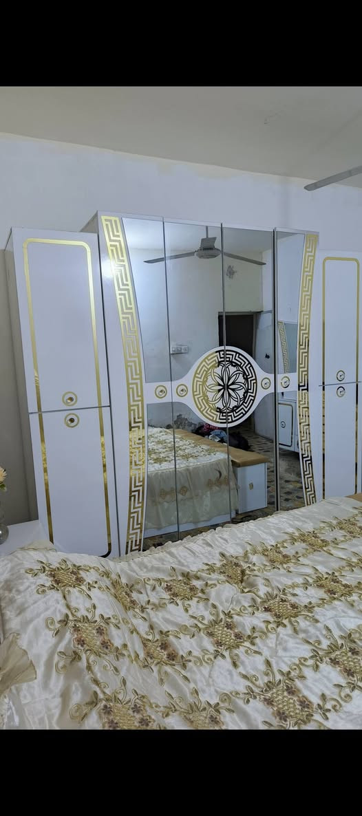 غرفه تركيا جديده ٩ قطع بدون اي ضرر ٥٢٥  قفلها بدون عمله البلديات ***********
