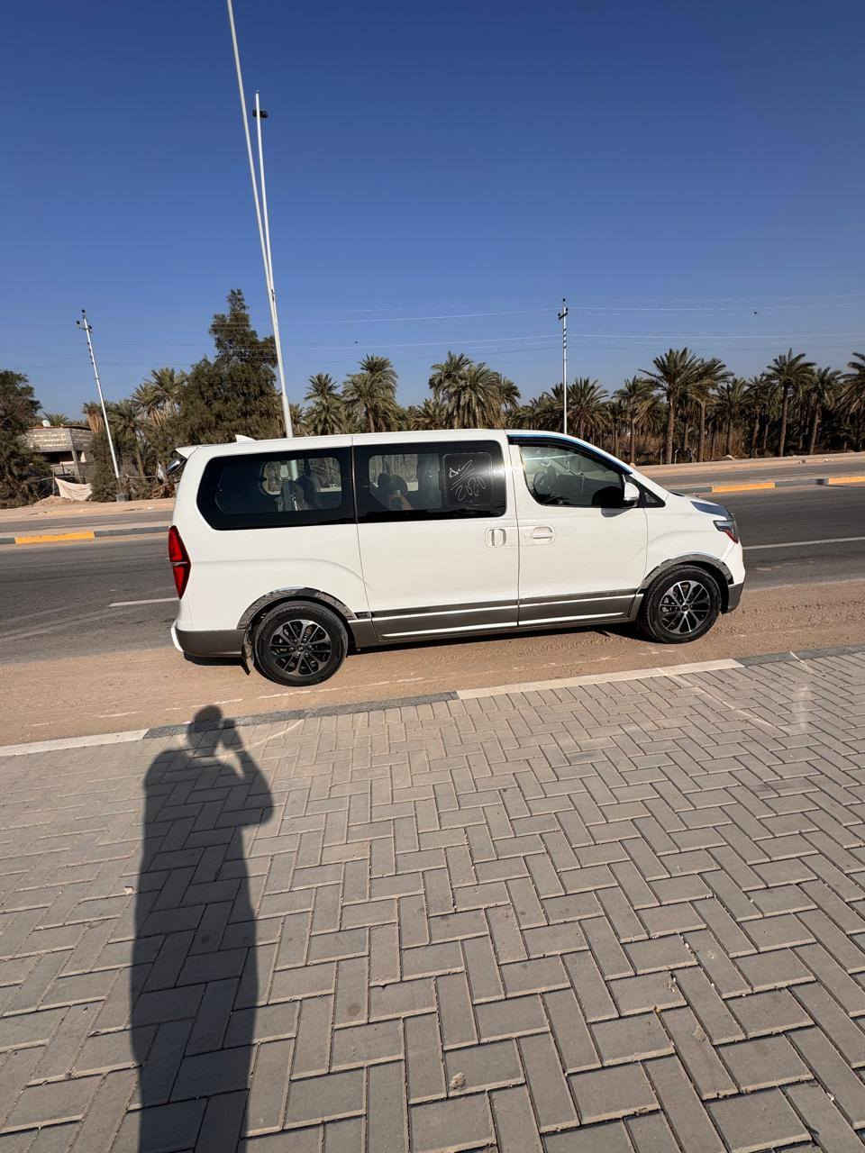 سلامو عليكم ستاركس للبيع موديل vip2019 فول مواصفات سياره كفاله عامه مكان البصره شط العرب  رقم صاحب سياره ***********
