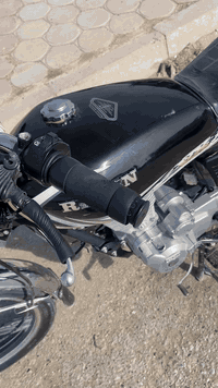 سلام عليكم 
دراجه 23 

ما بيه نقص 

5گیڕ

مبدل هندر فقط 

بل حقيقه احلى من صوره 

سعر 550 

رجاءً اذا مو شراي لا تعبني 

 مكاني ناحیە جبارە

***********
