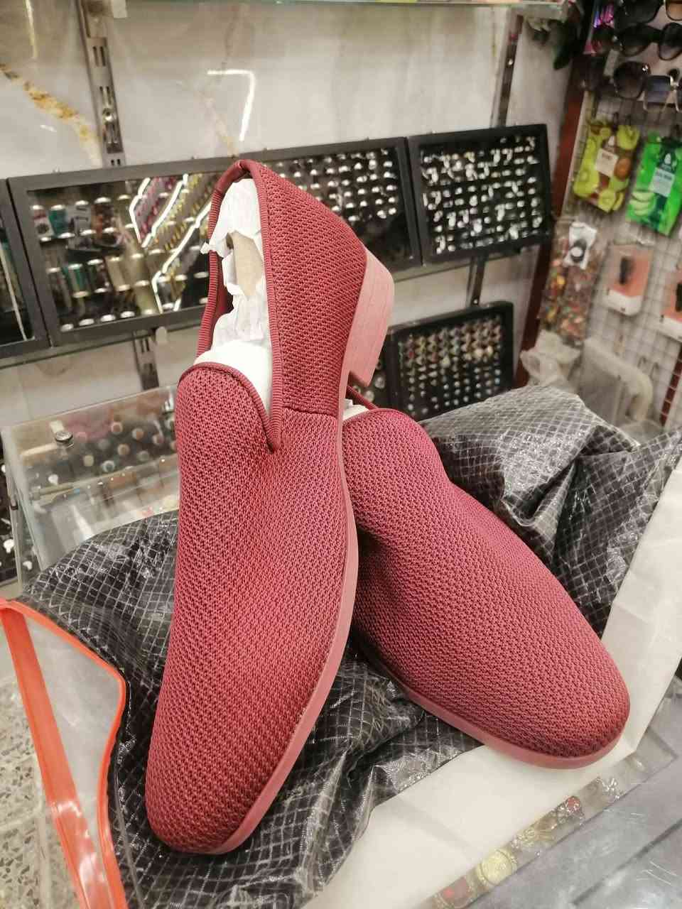 السلام عليكم
سعر حسب قطعه 
يوجد توصيل ٣ الف فقط
قياسات فقط معروض


**إذا كنت صاحب هذا الإعلان وتريد حذفه لأي سبب، رجاءا أرسل رسالة إلى الدعم الفني**