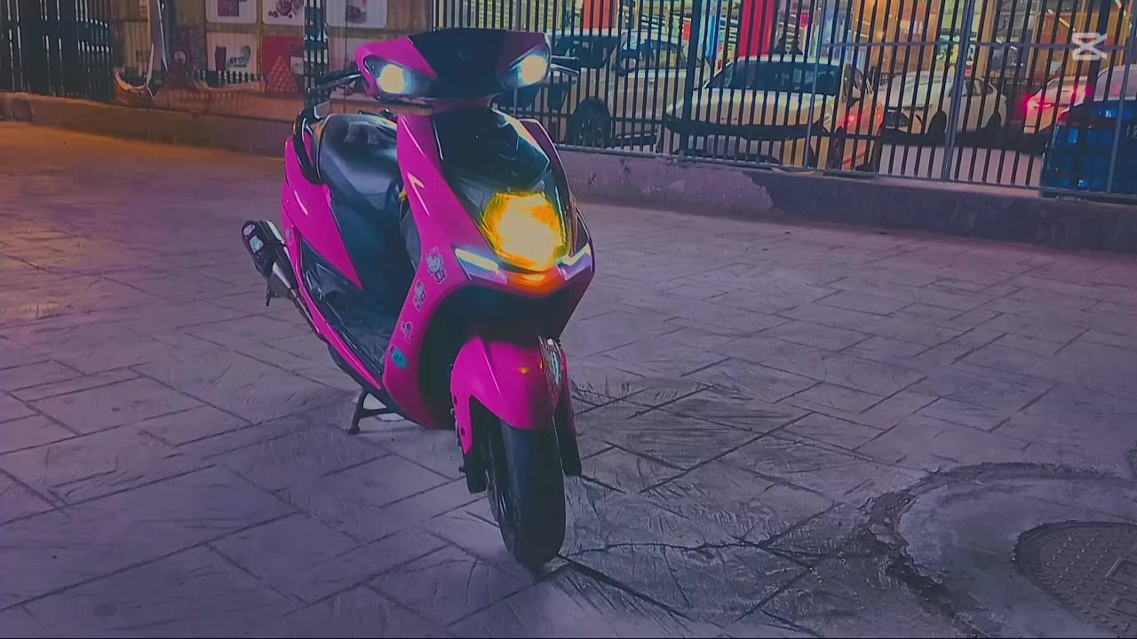 سلام عليكم دراجة سكنس شمعه كوري دراجه خير من الله مكينه مكفوله عليه منضومه زنون مكاني بغداد سعر 900و بيه مجال الرقم *********** احب انوهه الصالنصه مو وياه بس
