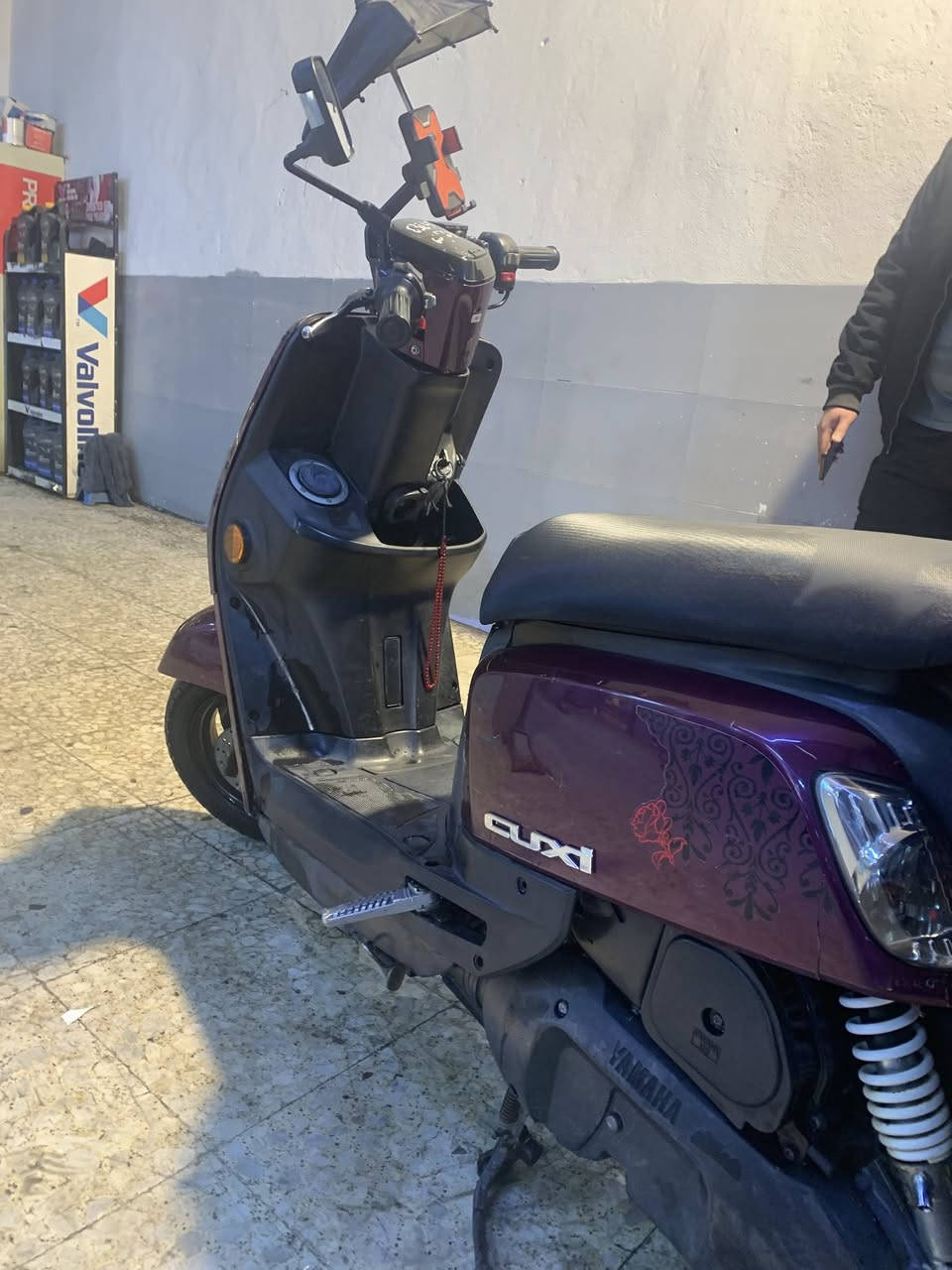 دراجه بوليس مصطره صار شهر من نزلت من رنبه كفاله عامه من البرغي لل برغي سعر900الف وبيهه مجال ***********
