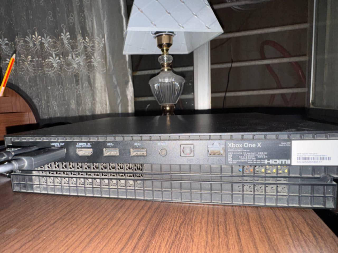 سلام عليكم للبيع Xbox one x جهاز نضيف على ايدي اليده الأصلية مالته ويا جهاز حرفيا نضيف العنوان بغداد زعفرانية سعر ٢٢٠ وبي مجال بس لاحد يكلي ١٥٠ لاحد يكسر بي ***********
