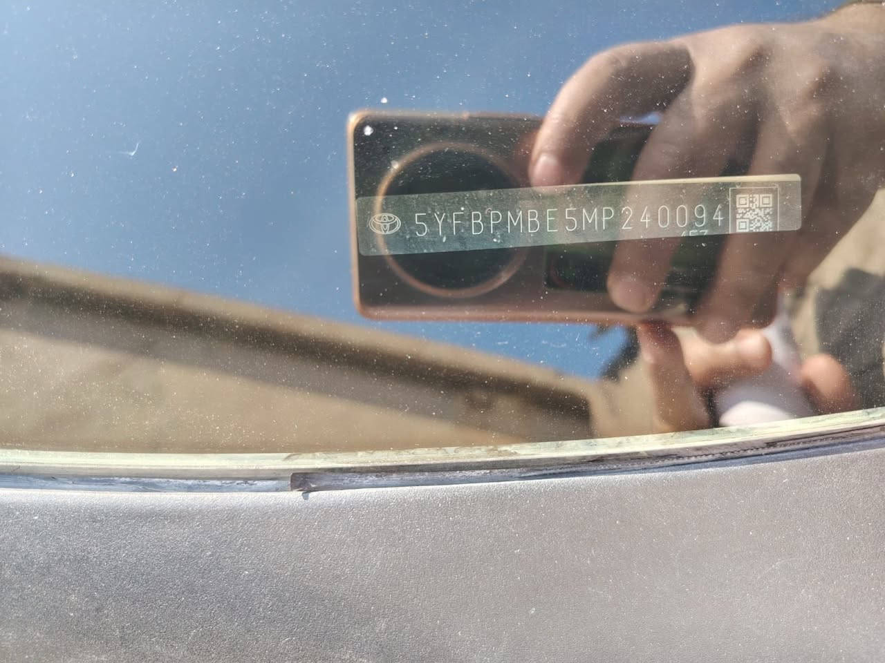 السلام عليكم للبيع كورلا 2021 LE محسن يعني فول سعر 163 ***********
