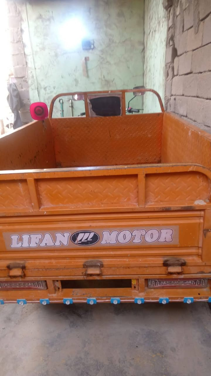 سلام عليكم ستوته للبيع الشراي يتصل على هاذ الرقم ***********
