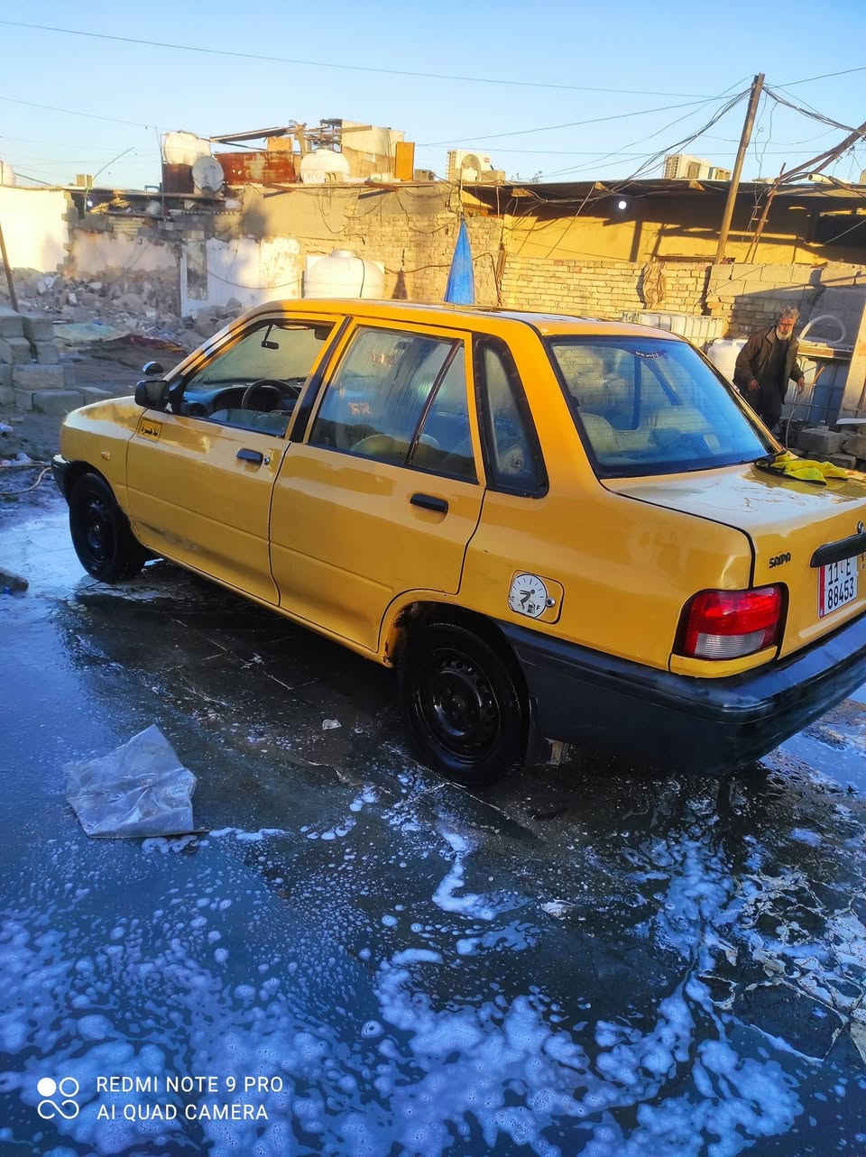 السلام عليكم سايبه للبيع موديل 2013 السياره مصفره هيئه وغرامات السياره بسمي رقم أنكليزي بيها جاملغ أمامي مكان السياره بغداد مدينه الصدر رقم الهاتف *********** الشراي يتصل واني خادم
