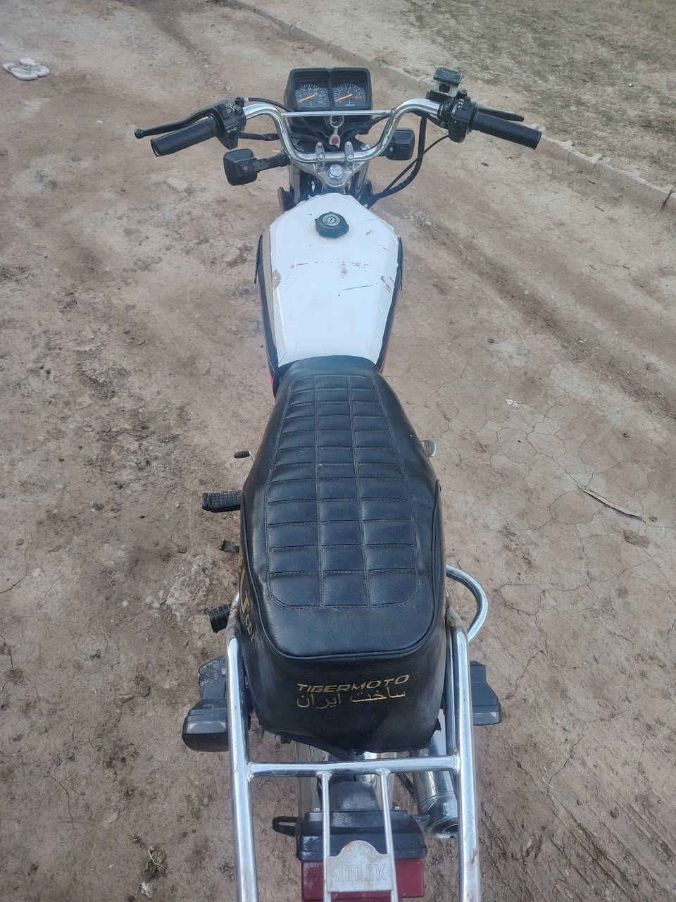 سلام وعليكم مطور نام برو  اربعه كير مديل 22 لاصرف لابخار كهربيات شغاله بس شاير مامربوطه سعر 375 مكاني تركلان رقم ***********
