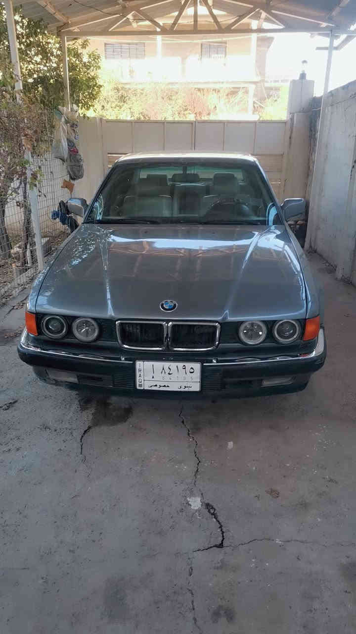 متاح بي ام ٧٣٥ موديل ١٩٩٢  سيارة ماشالله نضيفة على ايد الحجي داخل ابيض جلد ملكي تبريد شغال  داخل صاج تخم تاير جديد باتري جديد ***********مهندس يحيى مكان موصل حي طيران كوبون بيها اسمي
