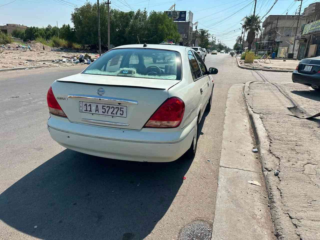 نيسان سني ياباني 2008خليجيً بيها صبغ جنه وجاملغ فقط بدون دواخل مكينه كير حداديه تخم تاير تبريد ثلج اوتوماتيك 
بس الجام عادي 
السعر 92وبيها مجال السكن غزاليه شارع المشجر 
***********
