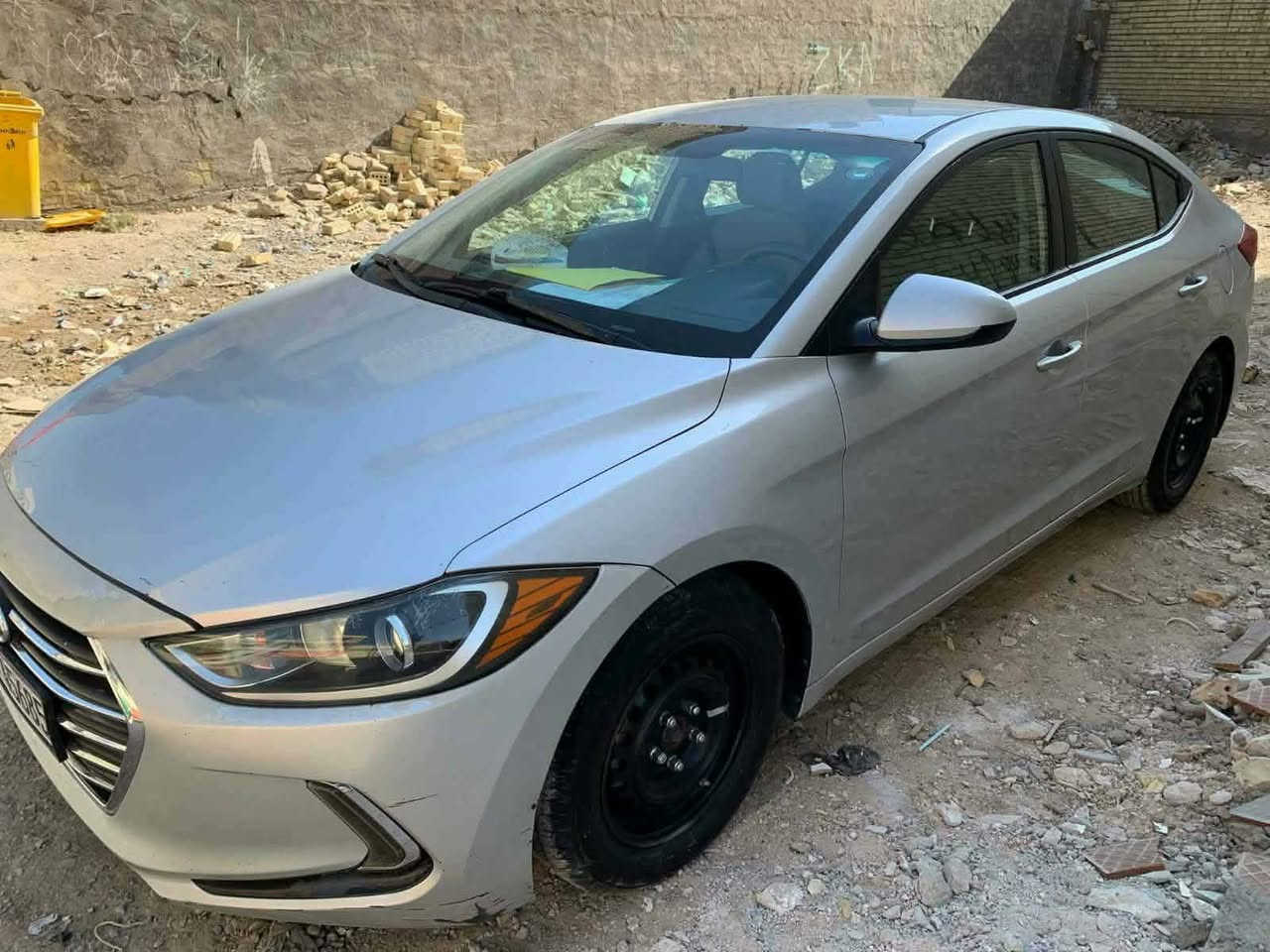 السلام عليكم النترا ١٧ امريكي بدون ايرباك للبيع بدون اي تبديل ليبل واحد السياره جاهزه اربيل بأسمي مكانها الشعب ماشيه ١٥٣ميل السياره جاهزه وين متريد شغل واطلع صار بيها حالوب بسيط جدا موضح بالسونار بالعراق السياره نص فول شاشه كامره تحكمات السعر ١١٠ وبيها مجال بسيط *********** ورجاءا المتعجبه ليكسر بحلال العالم السياره تقريبا كلين حتى دعاميات بلاديه
