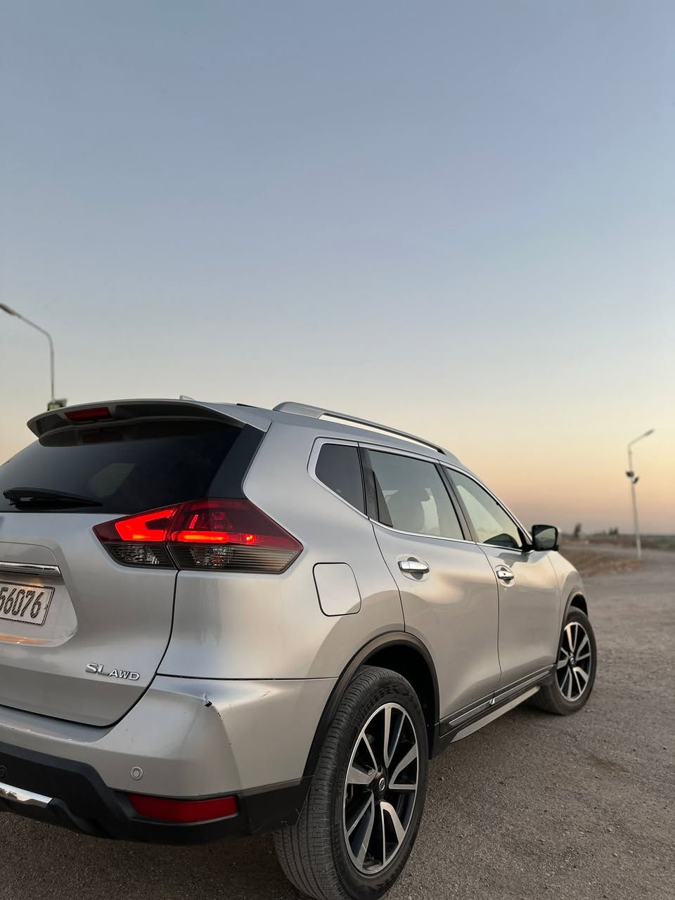 نيسان روج 2020
فول مواصفات 💯✅
🚗 اللون: أسمنتي
🇺🇸 الوارد: أمريكي
📍 رقم: بغداد باسمي
🌇 بانوراما
🪑 كراسي جلد
⚙️ كراسي كهرباء
🔥 تدفئة كراسي
❄️ تبريد قطعتين
📡 رادار أمامي + جانبي
🅿️ حساسات خلفية
📦 جنطة كهرباء 
🤖 سياقة ذاتية
🛑 توقف ذاتي
📱 شاشة تدعم Apple CarPlay
🔧 المحرك: 2500 سي سي
⚠️ الحادث: جامرلغ جهه السايق وبنيد صبغ 
 
مكان سيارة ديالى شهربان 
 رقم ***********
للبيع او مراوس
