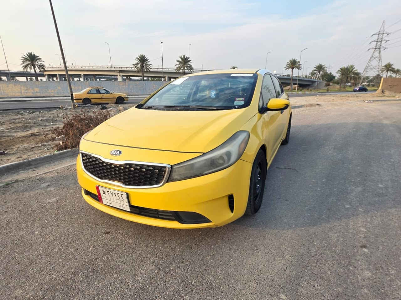 فورتي وارد أمريكي مديل 17 حادثها جاملغ امامي تبديل ونص الباب مال السائق بدون يرباك بدون دواخل شاصي لغد مكفول السياره جاهزه من كلشي كير محرك صدر تبريد صور الحادث ما موجوده عندي السعر ١١٢ بيها مجال قليل مكانها حي العامل م ***********
