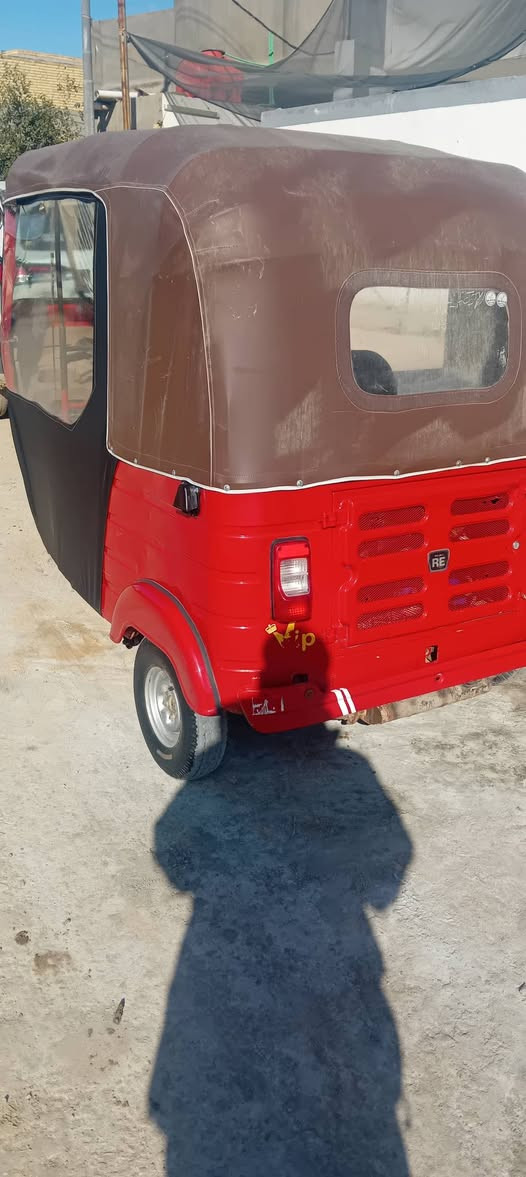 السلام عليكم 18 اوراق اصولي اتعهد للترقيم محرك اخرس لاتنقيص ولاتبخر المكان القاسم  ب4 وبيه مجال بسيط ***********
