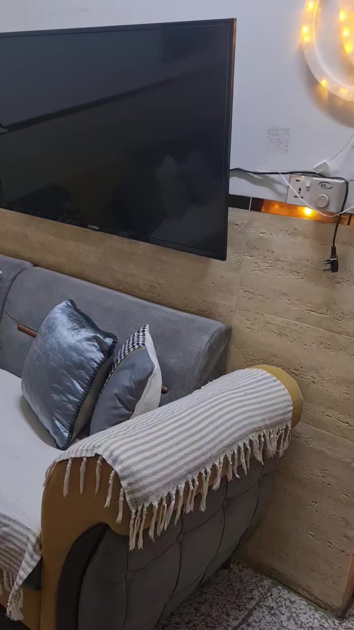 تخم ديوان للبيع ويا طبلات خشب عدد 3 وحده جبيره وثنين صغار سعره 300


**إذا كنت صاحب هذا الإعلان وتريد حذفه لأي سبب، رجاءا أرسل رسالة إلى الدعم الفني**