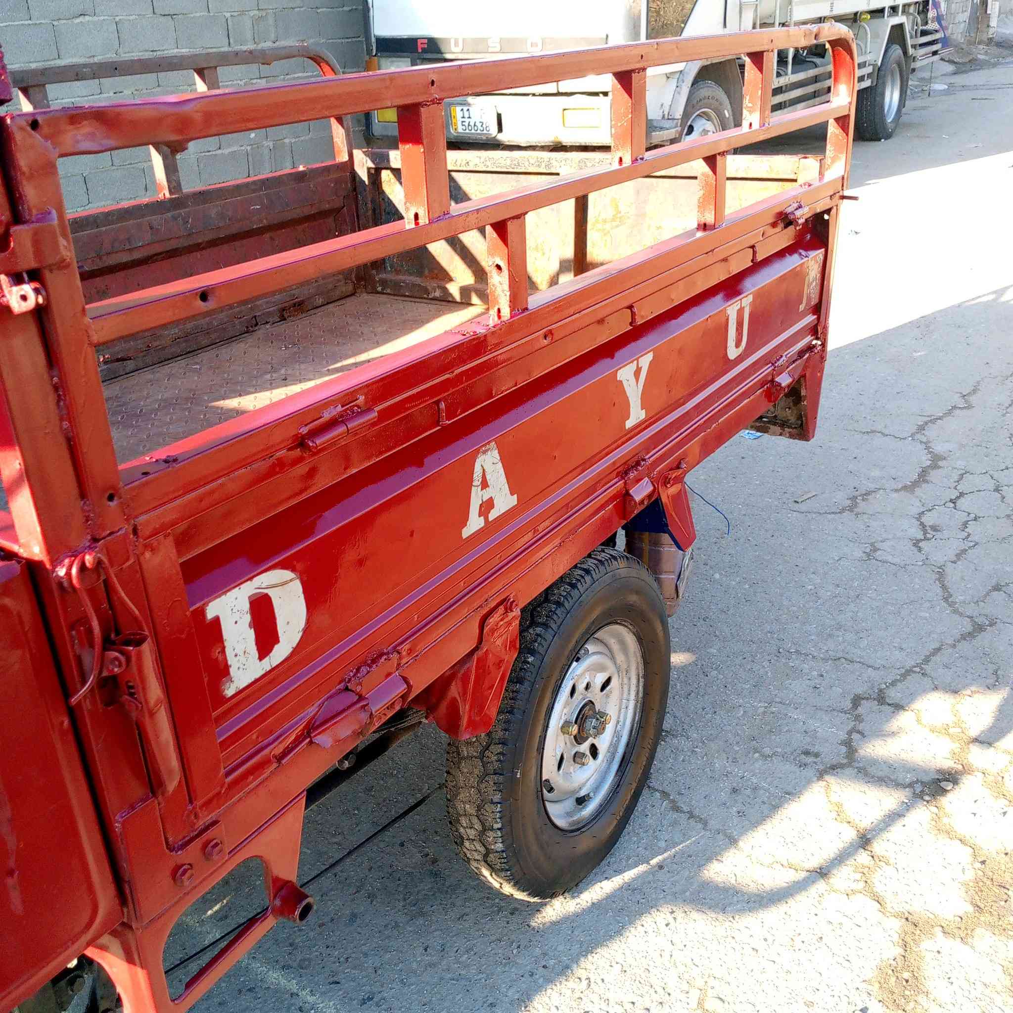 ستوته دايوان للبيع موديل 16 كهربائيات شغاله سلف هندر شغاله تخم تاير جديد مصبوغه عام لجماليه السعر 850 وبيهة مجال مكاني بغداد مدينه الصدر رقم الهاتف ***********
