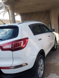 سياره سبورتج2011 خليجي فول مواصفات محرك وكير مكفول  بيه صبغ موضح بل سو...