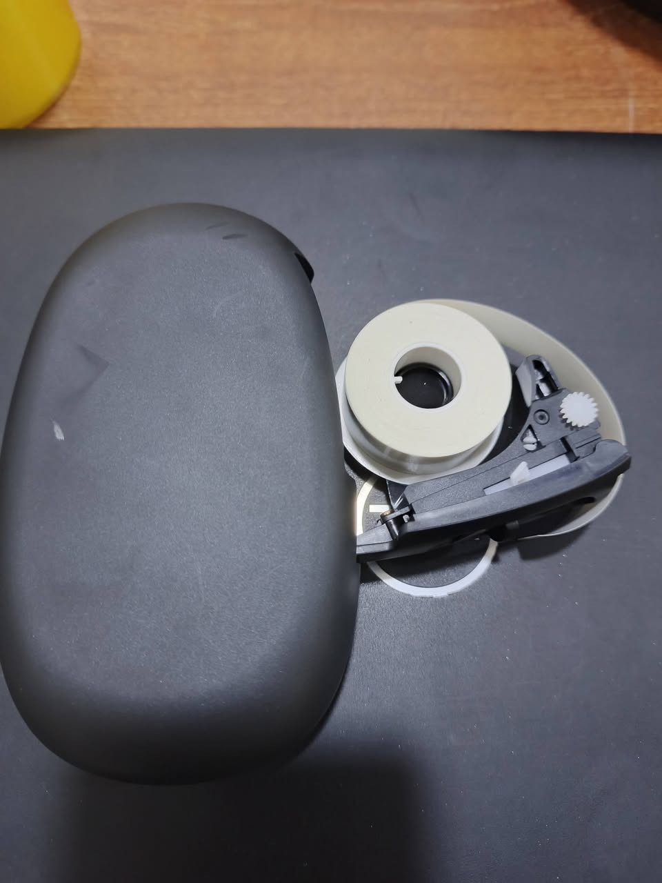 لاصق ليبل السعر 4 الف
***********
