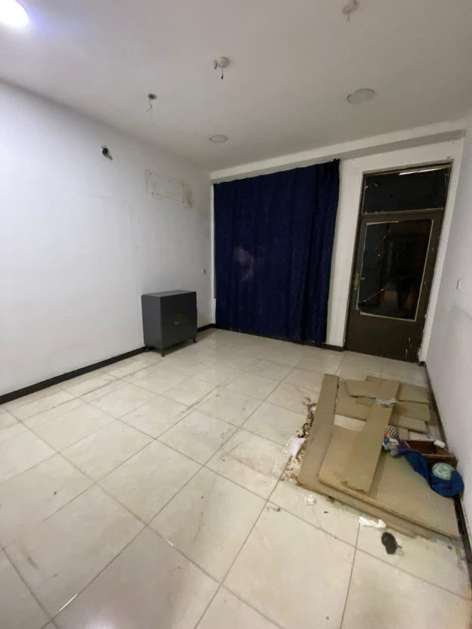 للإبحار في السيديه
دار سكني مساحه 50 متر يتكون من 

صاله مطبخ خدمات غرفتين نوم سعره 750 الف 

ضهر النخل 

للاسـتفسـار الاتـصال علـى الارقـام التـاليه  او زيـاره مكـتب عبدالله الرفيـعي السيـديه_شارع الضـباط_ مقابل مجـمع لحـوم جويـلي 

***********

مكتب عبدالله الرفيعي

مؤمن الوليد للاستثمار العقاري

‏‭0770 010 5930‬

المنتضر للاستثمار العقاري 

‭+964 770 712 2380‬

━━━━━━━━━━━━━━━

#بيت #عقارات #منزل #بيع #وساطة_عقارية

#شركة #سيدية #بغداد #عراق

#عقارات_السيدية

#عقارات_الكرخ #ايجار_تجاري

#بنايات_سكنية

#عقارات_القادسية #عقارات_اليرموك #عقارات_المنصور

#عقارات_الحارثية #عقارات_الكاظمية #عقارات_الاعظمية

#عقارات_العطيفية #عقارات_حي_الجامعة
