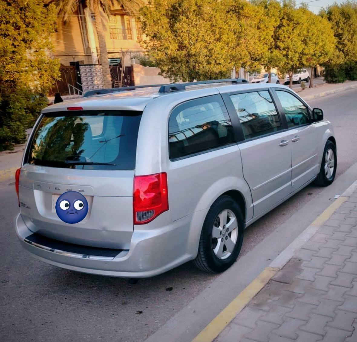 السلام عليكم حبيبي اقرء المنشور زين واذا عجبتك اتصل واني بخدمتك
دوج كرفان للبيع رقم بغداد 2012 راعيها بكربلاء اكعدك ويا تتكاتب مكاتبه مروريه السياره بيها الجاملغ ولبنيد مرشوش بدون دواخل مكينه وكير وتبريد وتخم تاير وباتري لايت العالي زنون كله جاهز منظومة غاز بيها 60 لتر يعني انسه البانزين ودوخته كشناتها بلع السعر 125 وبيها مجال او مراوس بايجبرو حبتور للعلم ما متواجد على الفيس دائمن اتصل واني بخدمتك مكاني الحله للتواصل رقم الهاتف 

*********** واسف على الاطاله
