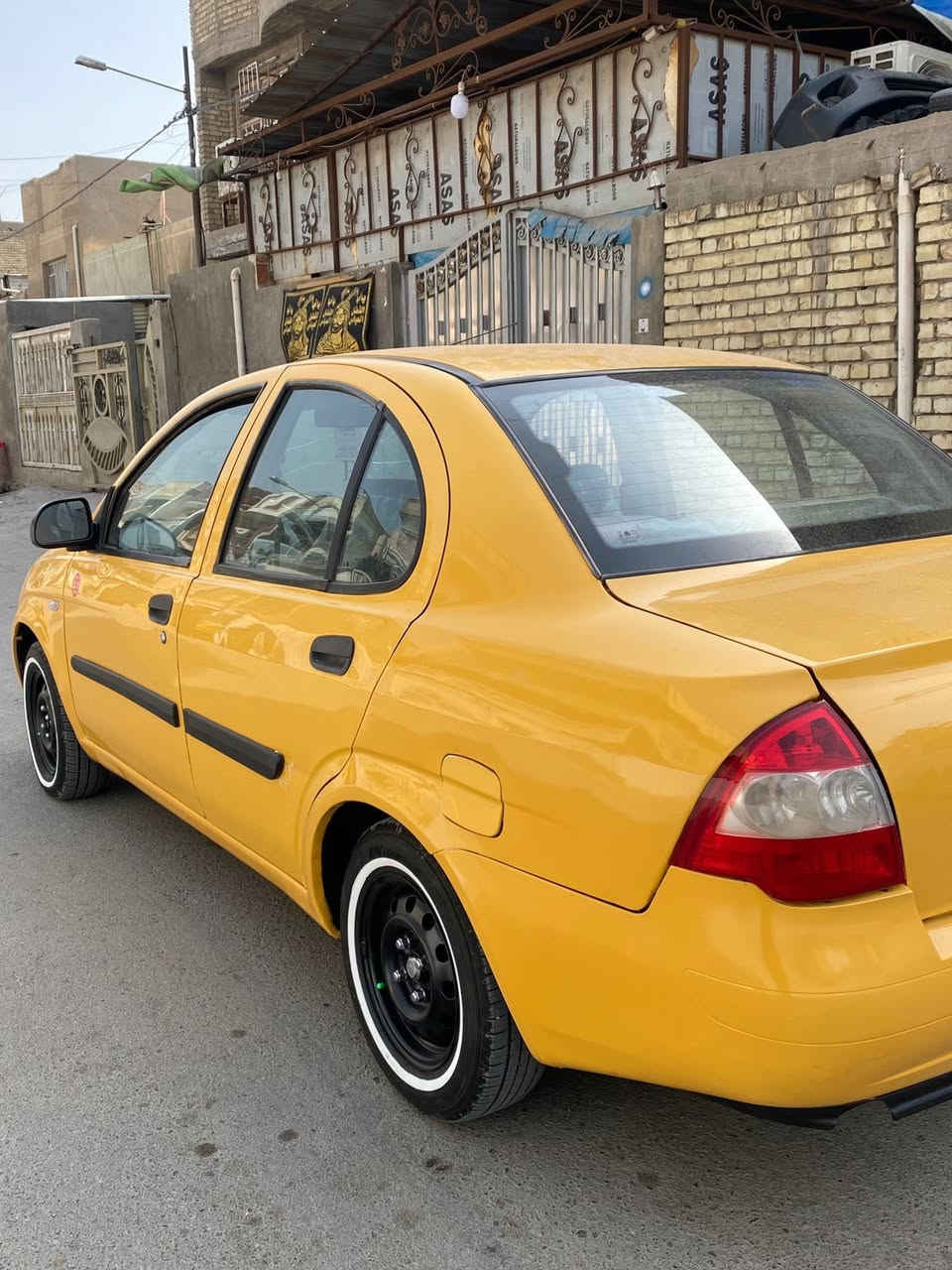 طيبه٢٠١٥ سياره كلش حلوه وسعرها ٣٥ اوبيها مجال بيها جاملغ خلفي ***********
