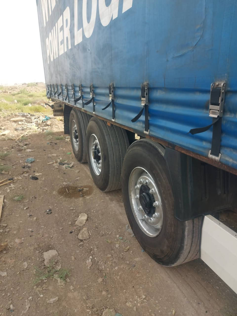 سلام عليكم عربانة كرونة البيع رتفاع ٣امتار موديل ١٤ مجموعة بيبي دسك خارجي تخم تاير جديد بدون منفيس مكان العربانة بغداد سعر ٩٠ورقة ***********
