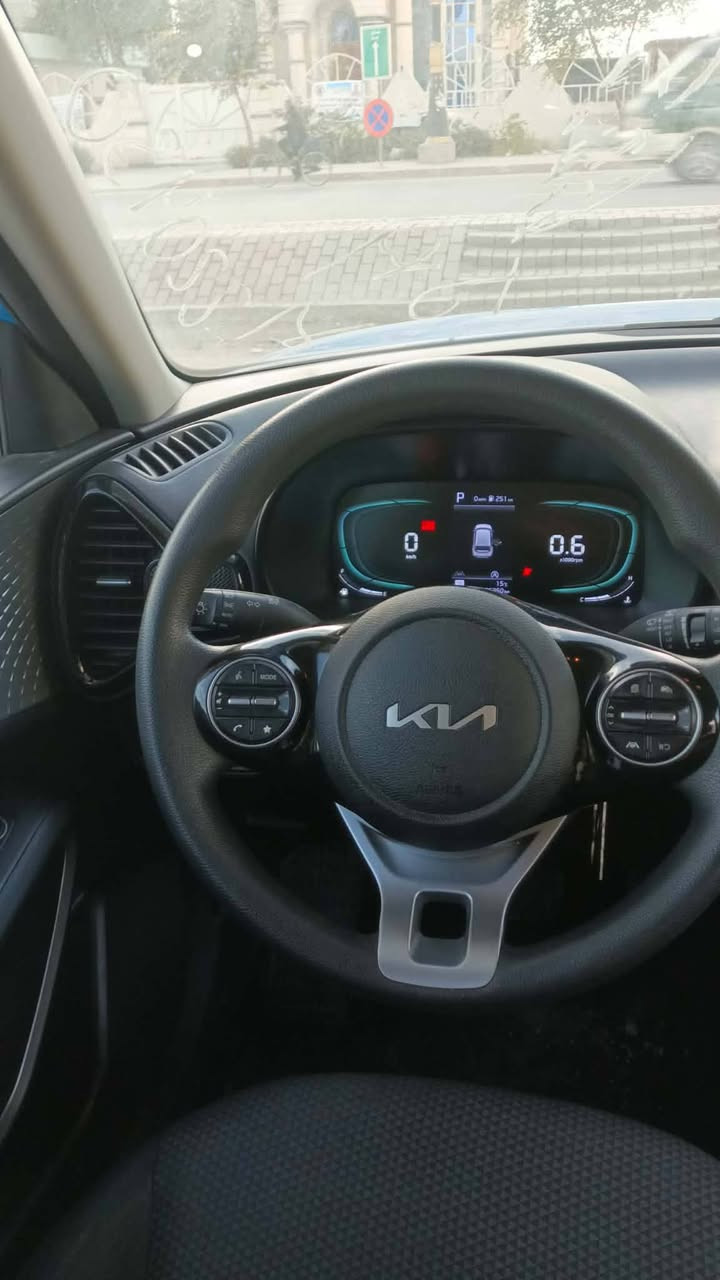 السلام عليكم
صول دخول جديد  موديل 2024  تو كلر قمارة اسود 

بدون رقم منفيس بسمي فحص مؤقت 

فول مواصفات من عدة الفتحة 

لون مميز المرغوب جويتي 

تبريد مناخي منفصل

حادثها كلش بسيط   دور جاملخ وباب نفسها بدون فتح الصور مرفوقة بالمنشور 

بصمه

تشغيل عن بعد

مكينه الفين 2000 دوش المرغوب

بچم كبس

شاشه كبيره تدعم ابل كار بلي

رادارات امامي خلفي جانبي 

ويل كب

 تحديد مسار 

مانع انزلاق 
شاشة لمس كبيرة 
نظام سبورت 
تحكم مقود 
تحكم اضائة داخل

شاحن وايرلس 

كشن كهربائي

سياره نظيفه جدا

ماشية 66 

سعر 167 $ 

بدون رقم تترقم جميع المحافظات

للتواصل الاتصال  او واتساب

*********** اتصال او واتساب متوفر 

***********
