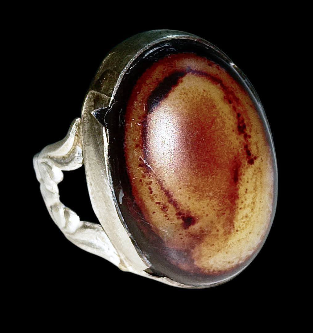 وينه اليدور تحف وانتيك وشرط الشغل ومال زماط داودي أحمر وادر النوادر فول الفول  وشرط الشغل تاخذة منجم 14 ليلة وبي توكيل عام وخدام وجاهز للحمل يعمل عكد لسان محبه عامة طاعة قبول جلب تسهيل امور دوائر دولة جاه وجاها صياغة يدويه قديمة فضه 925 يوجد توصيل ***********       ***********
