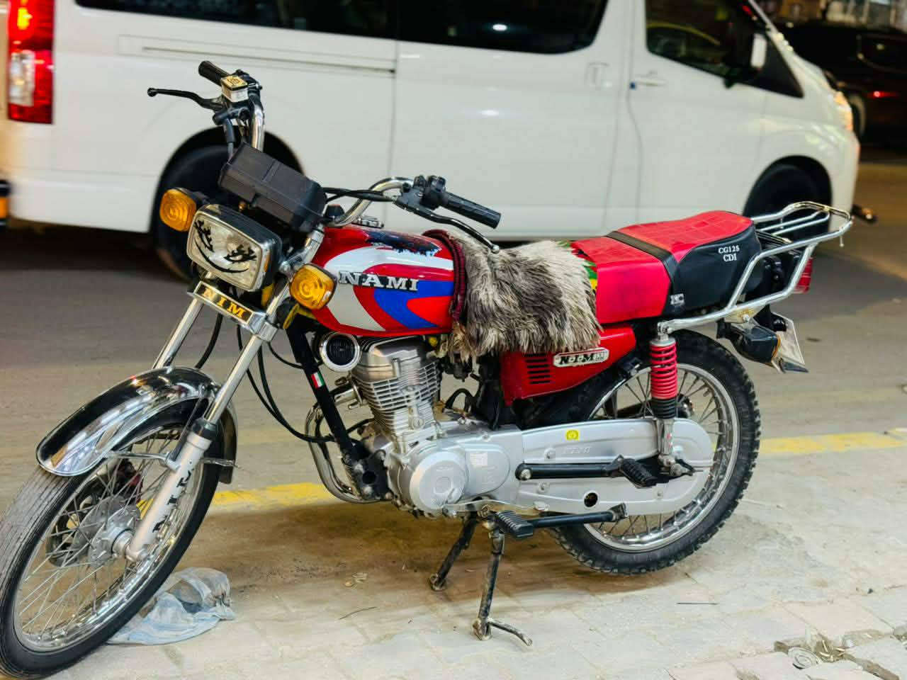 سلام عليكم دراجه للبيع ب400مستعجل عليه تواصل***********
