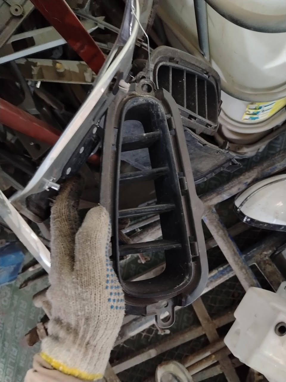 الله مصلي على محمد وآل محمد
(عرض خاص على الحدادي الستنكر والكير الستنكر فتح وشد داخل الجملون) 
جميع قطع غيار الستنكر متوفره يمنه وبسعر مناسبهمتوفر خدمه توصيل إلى جميع محافظات العراق ال عنوان الديوانيه التقيه الثالثه ***********
