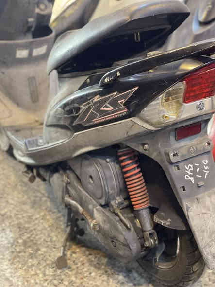 شباب وين اليدور ناشف. اليوم نزلتهه من سنتر ماكس وصلهه بيهه بل كارتون مكاني بغداد حي النصر.  بعدني باتري ماشاد.  نزلتهه بواحد و200.     وريدهه هسه بواحد و125.  قفل ***********
