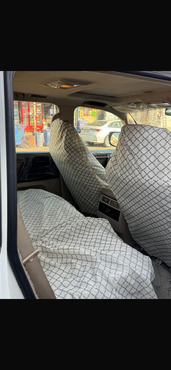 السلام عليكم لاند كروز 2013 وارد خليجي 

GXR مواصفات 

ترحيب ذاتي ودخول 
تبريد اكثر من قطعه 
مكينه 8 سلندر 
تحكمات ستيرن 
قياده ذاتيه 
اشاير بالمري 
نظام ايكو 
مانع انزلاق 
كامرات  
شاشات  كبيره 
لايتات زنون 
تبريد فريز 
تخم تايرات كارتون 
حداداه 100/100
حساسات 
حساس تايرات 
تحكم مرايات 
فتحه سقف  كهربائيه
كشنات كهربائيه بلاضافه إلى تحكم شاشه 

كفاله كير ومحرك شرط فحص 

كفاله عامه طك عدا بارد على كد شبر فقط 

مكانها البصره ورقم بصره الجديد تحويل ثاني يوم 

سياره ما تصرف عليها بس بانزين 

ماشيه 110 حقيقي 

الرقم *********** اتصل

  سعرها جوه سوك 

بيع مستعجل جدا  جدا 

سياره نظافتها احله من صور تجي وتشوف البصرة, العراق
