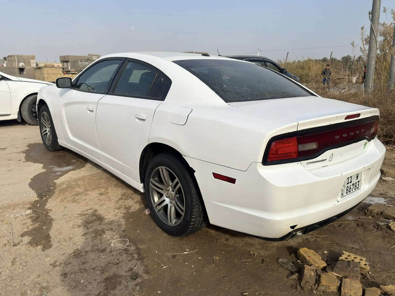 السلام عليكم جارجر 2013كندي كفاله من حادث وكفاله من الداخل  بيها  بابين تبديل اثر دحجات. مكينه 3600  جديده كير طياره سياره جديده كلش  ما مشتغل ولا كلوب بلعينه تراي زيرو   الايت زنون داخلها نضيف كلش سياره جاهزه من كير ومكينه وحداده وتخم تاير  وتبريد وتدفئه جاهزه عله اخر حبه رقم بغداد انكليزي تحويل ثاني يوم   سعرها ١٢٥مكاني حله  ابو غرق  رقمي ***********
