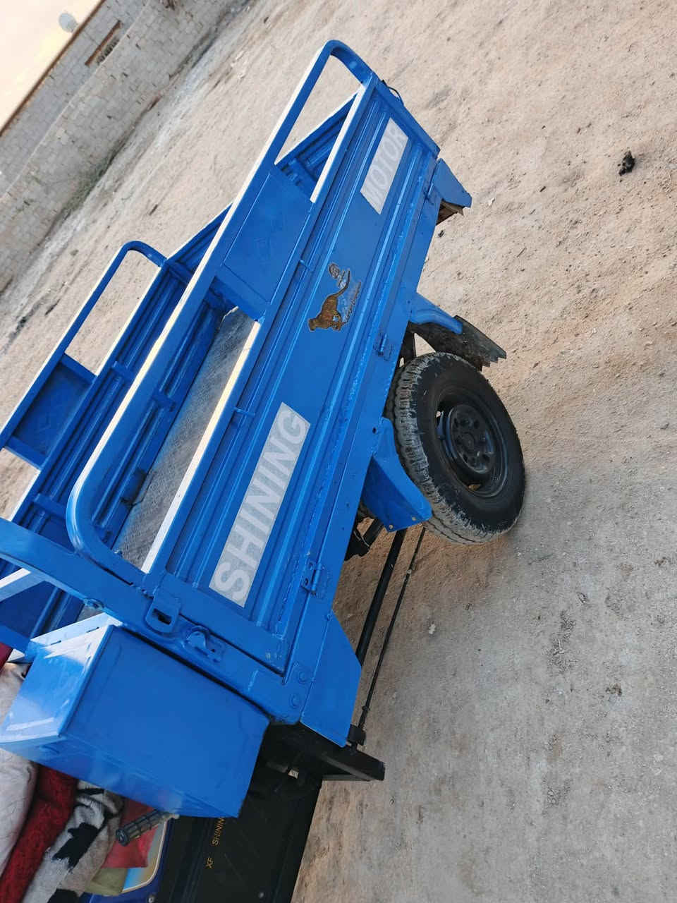 ‏السلام عليكم ستوت للبيع.
‏الاستفسار على الرقم مكلف بالنشر ‭0780 516 8775‬ ￼
