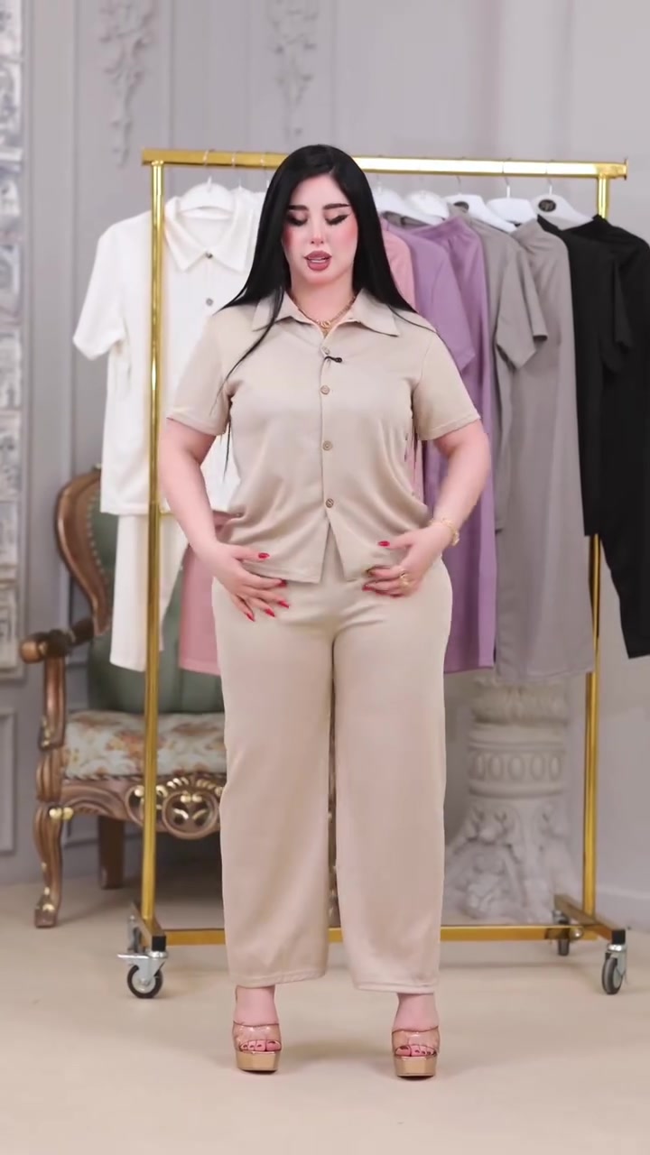 تراك يجنن 😍 
كريشة درجة اولى 🦋 
فري سايز حد 85 كيلوو 
للحجز والتوصيل مراسلة متجر زٱي للألبسة 🩷 

 #فولو #متابعين #كربلاء #تراك #ملابس #عناية


**إذا كنت صاحب هذا الإعلان وتريد حذفه لأي سبب، رجاءا أرسل رسالة إلى الدعم الفني**